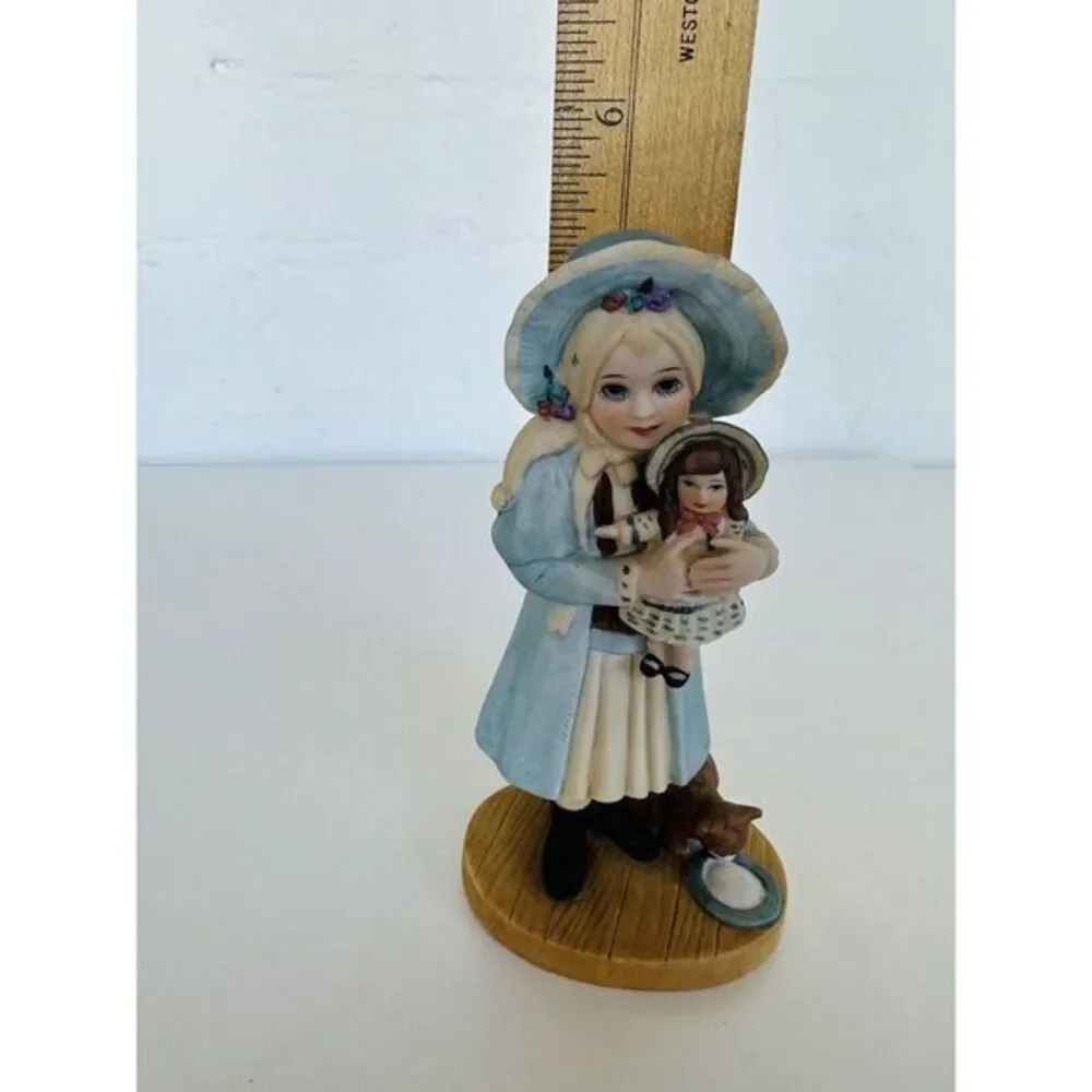 Porcelain Stacy Figurine Holding Doll Cat Drinking Milk Jan Hagara Limited #2657